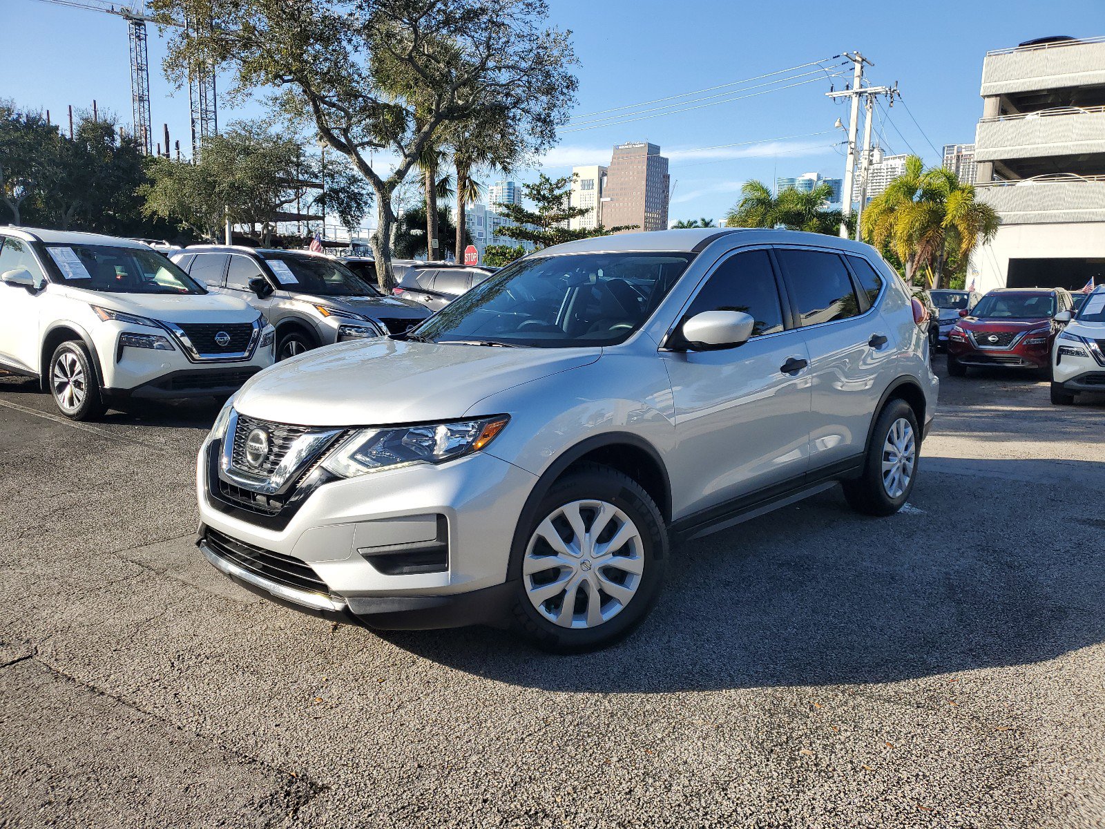 Certified 2019 Nissan Rogue S image 28