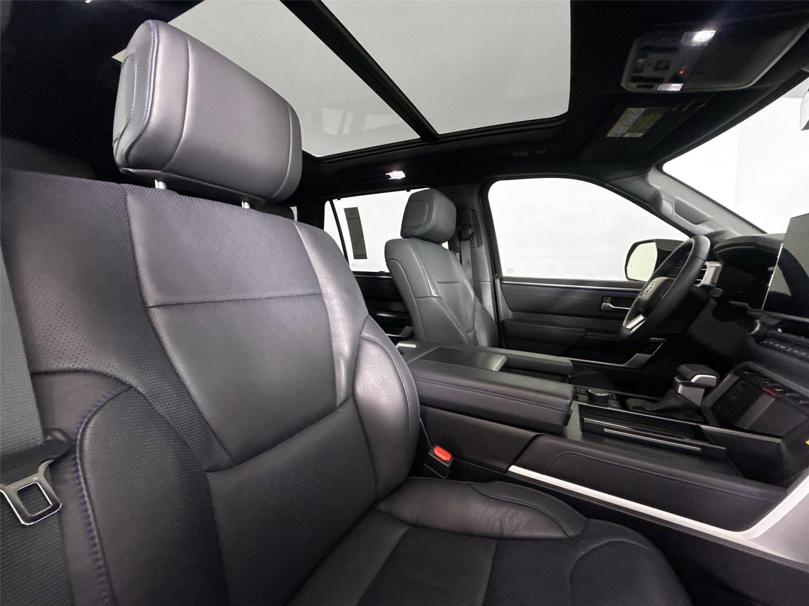 Certified 2024 Toyota Sequoia Platinum AWD/4WD image 45