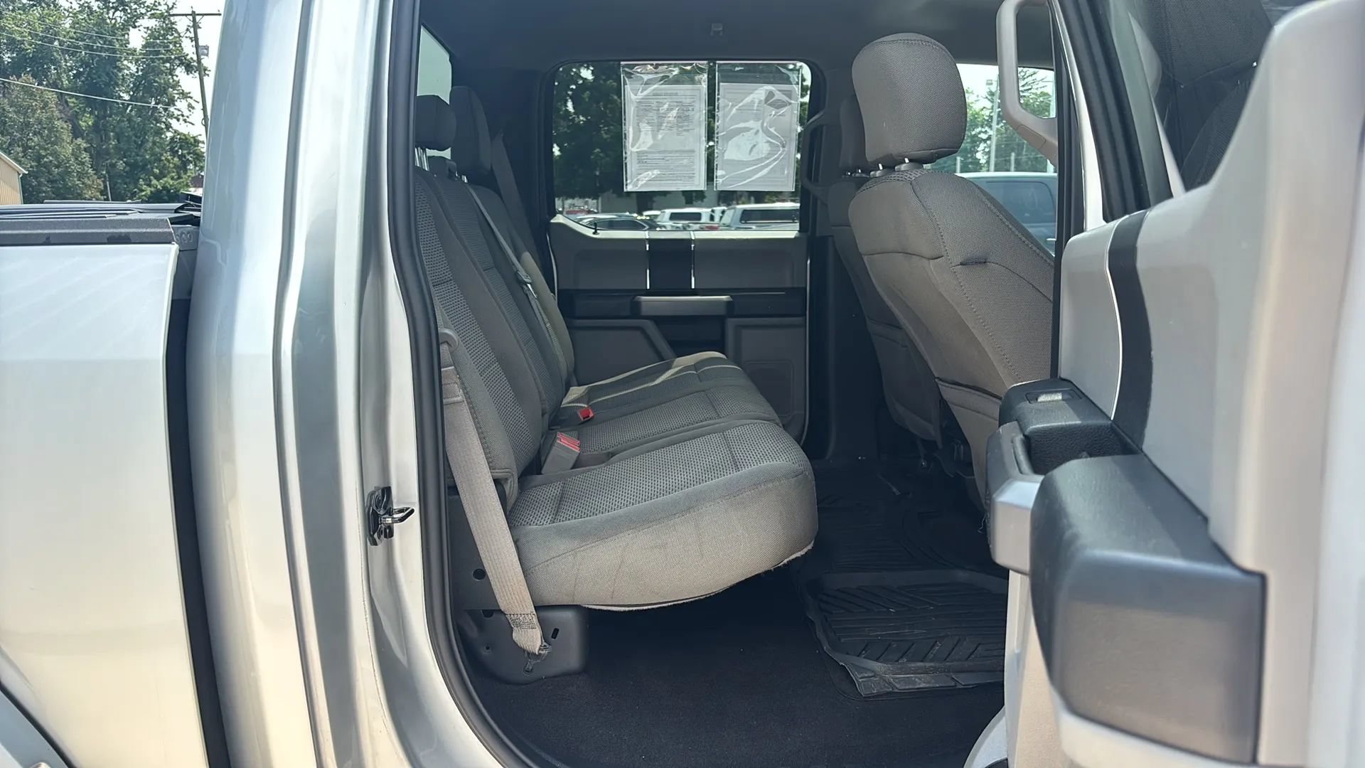 Used 2018 Ford F150 XLT AWD/4WD image 15