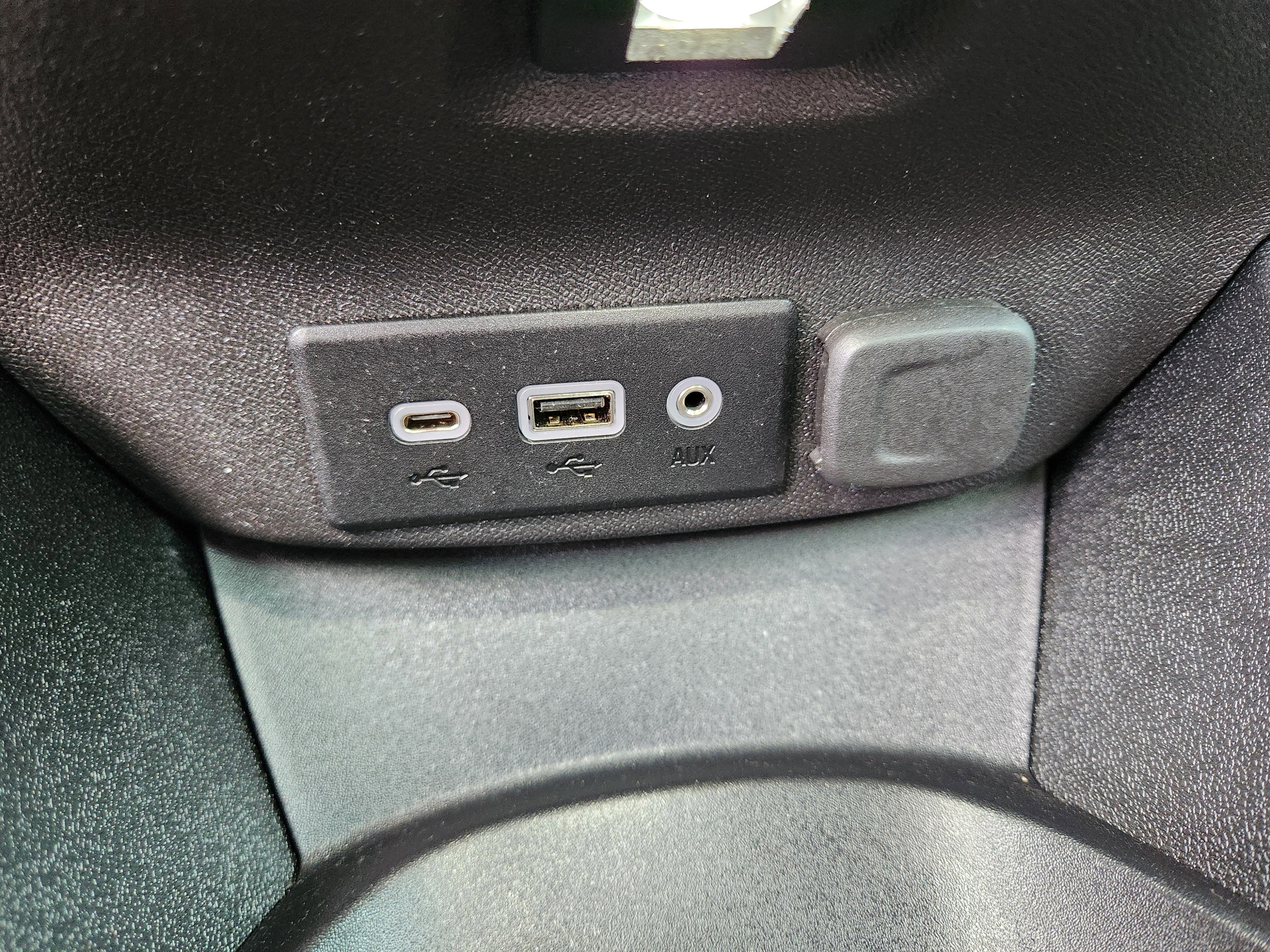Used 2021 Chevrolet Malibu RS image 27