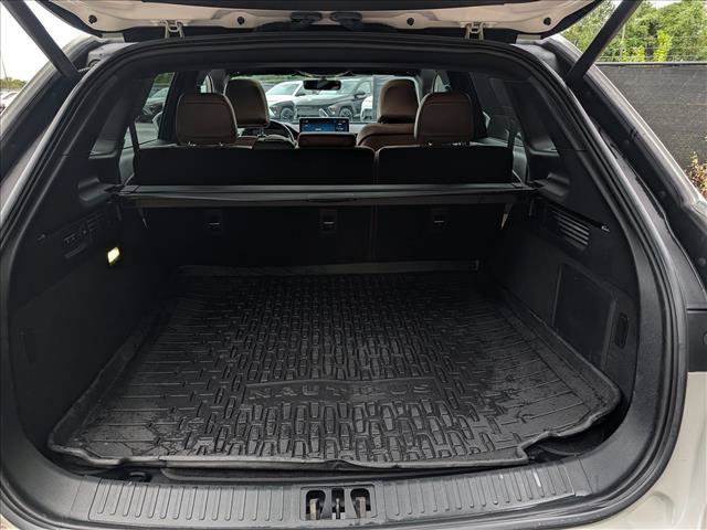Used 2023 Lincoln Nautilus Reserve AWD/4WD image 21