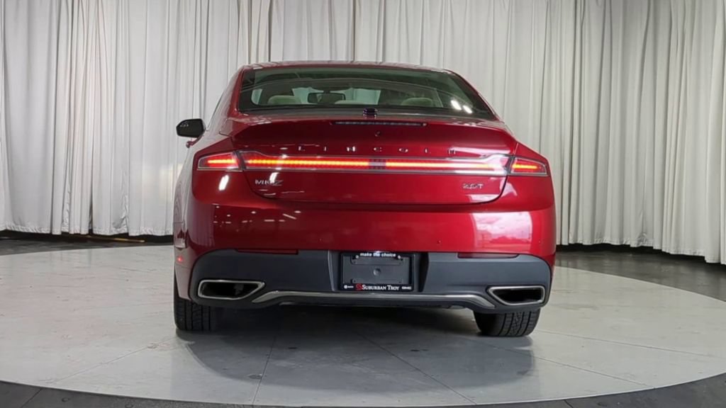 Used 2017 Lincoln MKZ Premiere FWD image 9