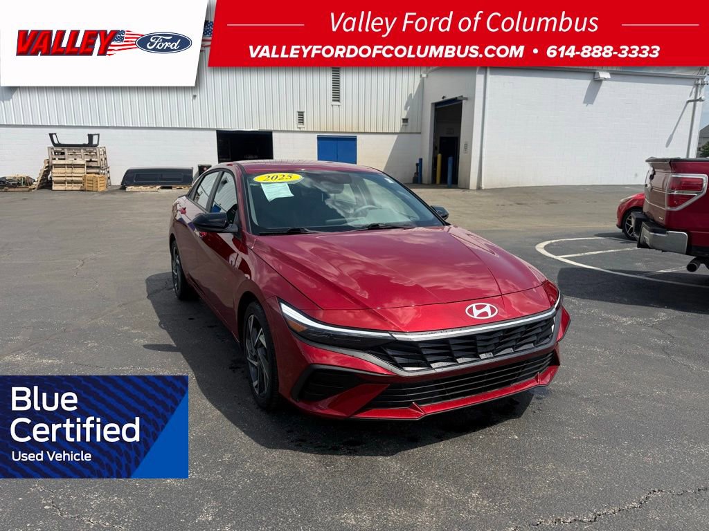 Used 2025 Hyundai Elantra Sport FWD image 1