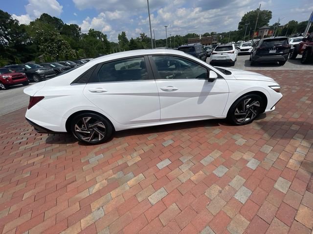 Used 2024 Hyundai Elantra Limited FWD image 37