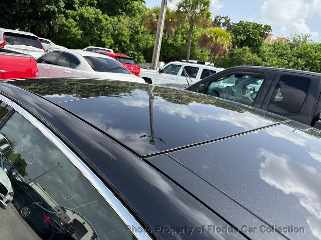 Used 2011 Jaguar XJ L RWD image 12