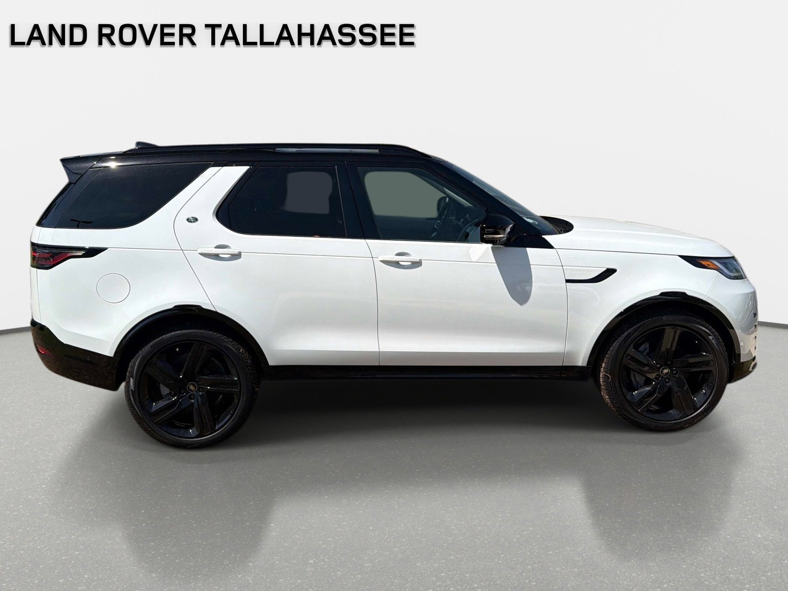 New 2026 Land Rover Discovery Dynamic SE AWD/4WD image 4