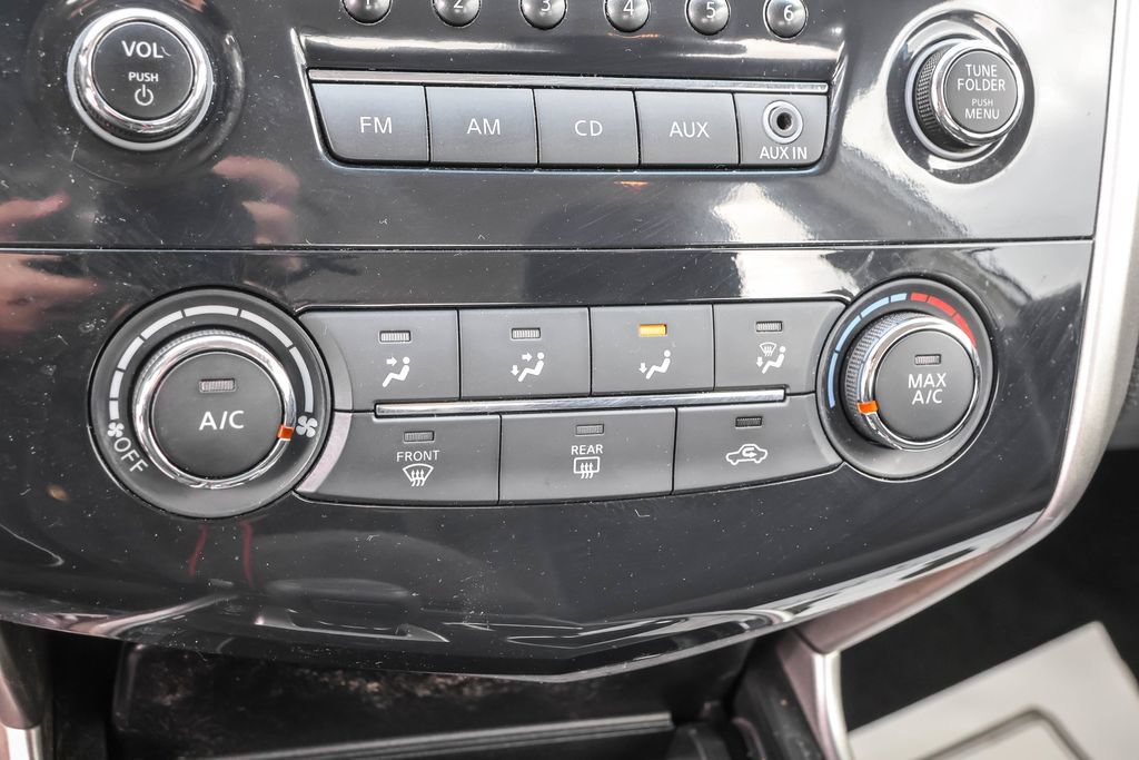 Used 2013 Nissan Altima 3.5 S FWD image 22