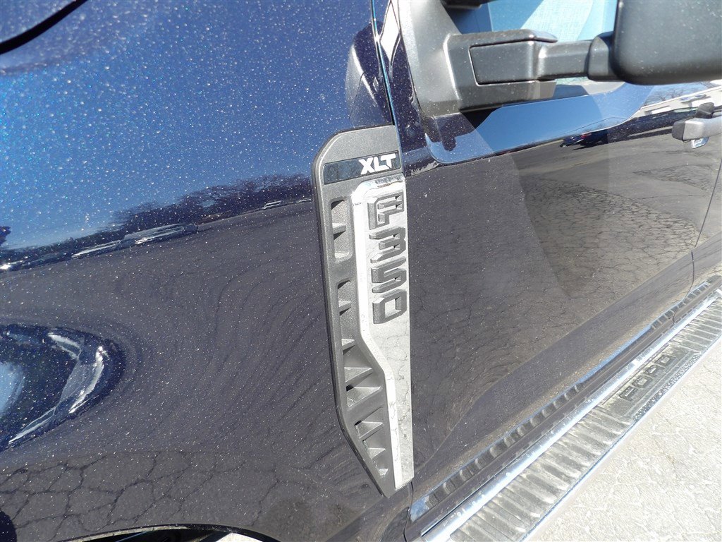 New 2025 Ford F350 XLT w/ FX4 Off-Road Package image 28