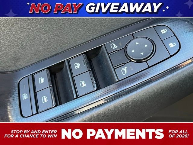 Used 2024 Nissan Rogue S image 21