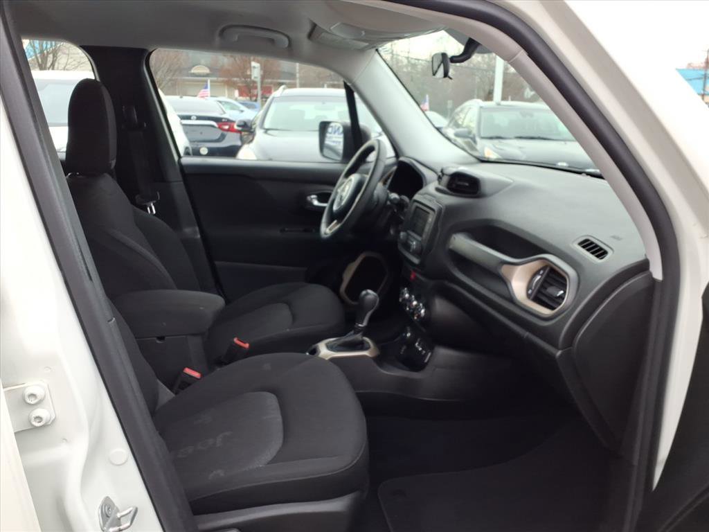 Used 2016 Jeep Renegade Sport w/ Power & Air Group image 28