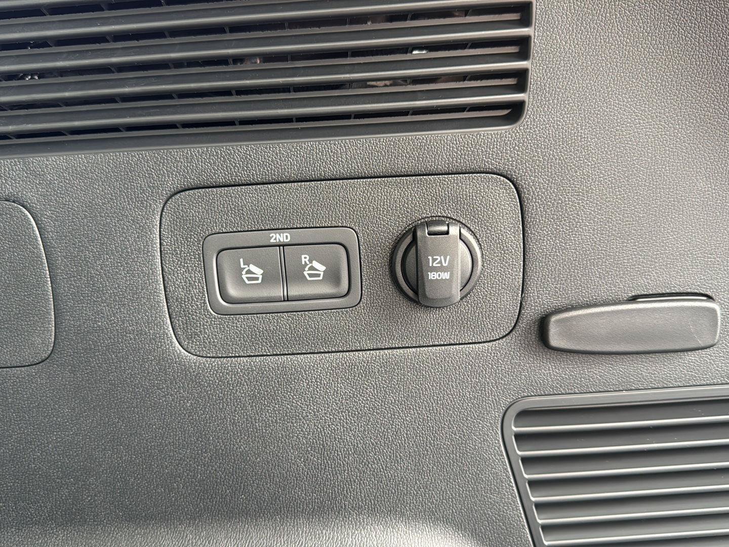 Used 2025 Kia Sorento EX FWD image 31