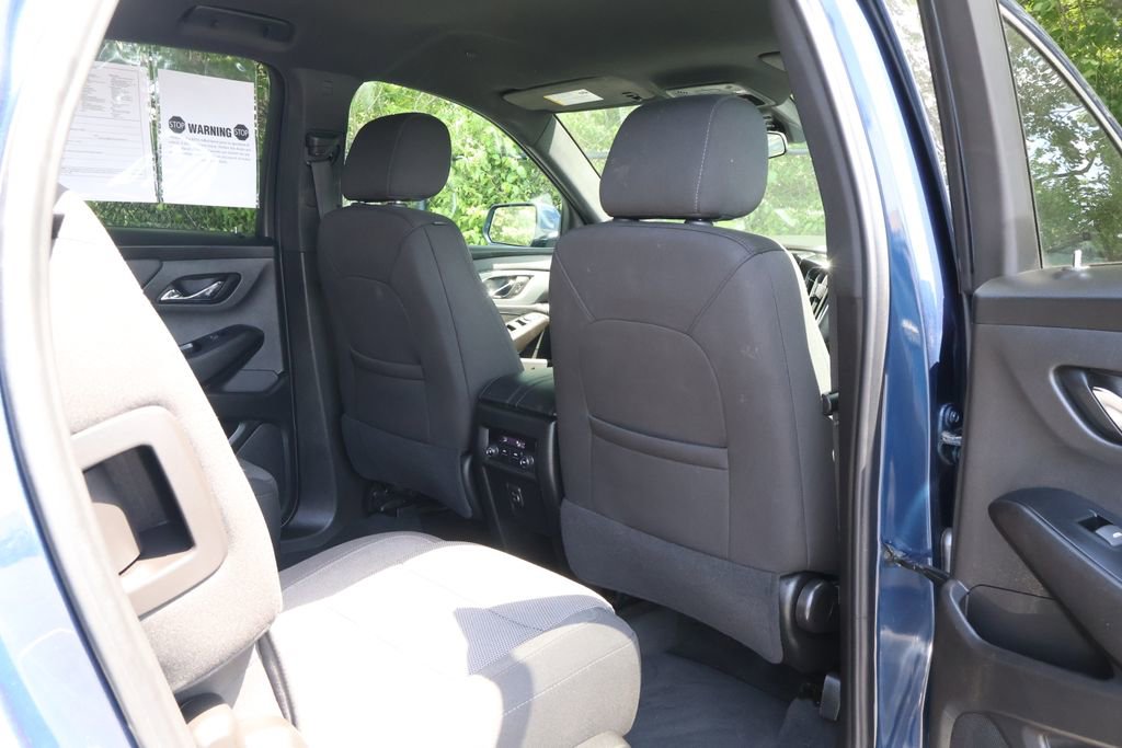 Used 2023 Chevrolet Traverse LT AWD/4WD image 48