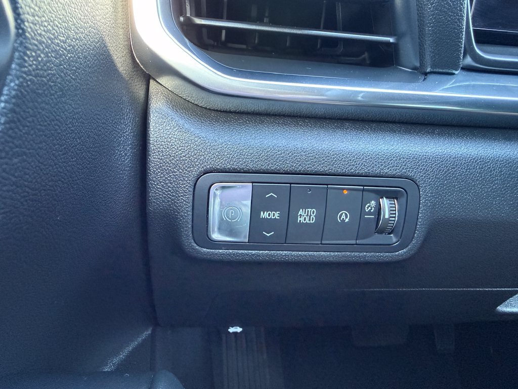 Used 2025 GMC Terrain Elevation FWD image 26