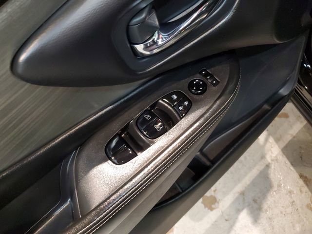 Used 2018 Nissan Murano S image 12