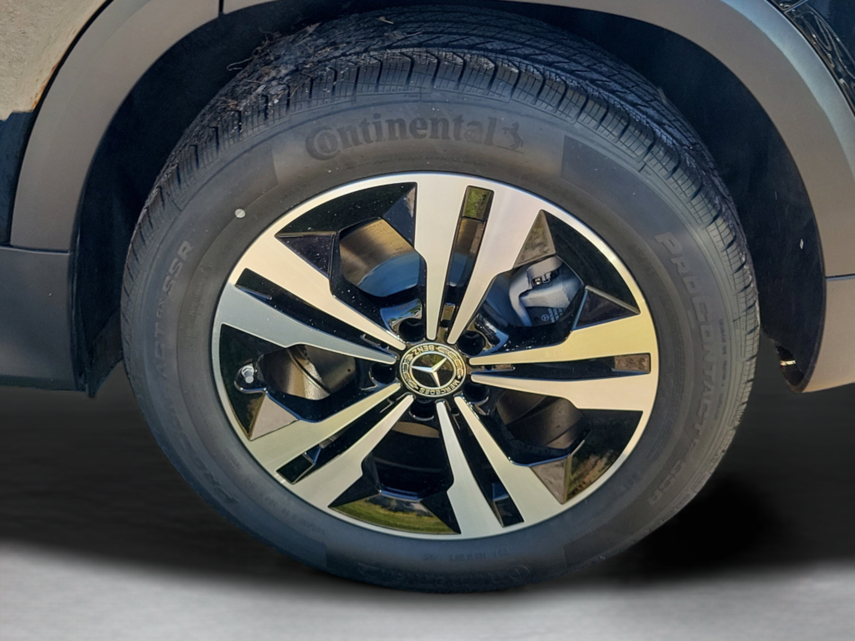 Certified 2026 Mercedes-Benz GLB 250 image 31