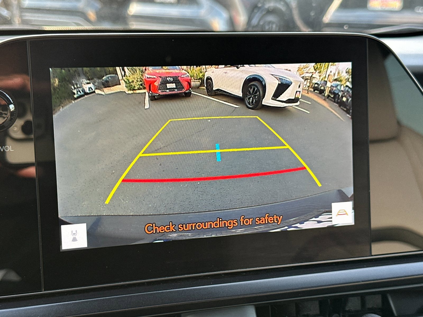 Used 2023 Lexus UX 250h FWD w/ Accessory Package (Z2) image 22