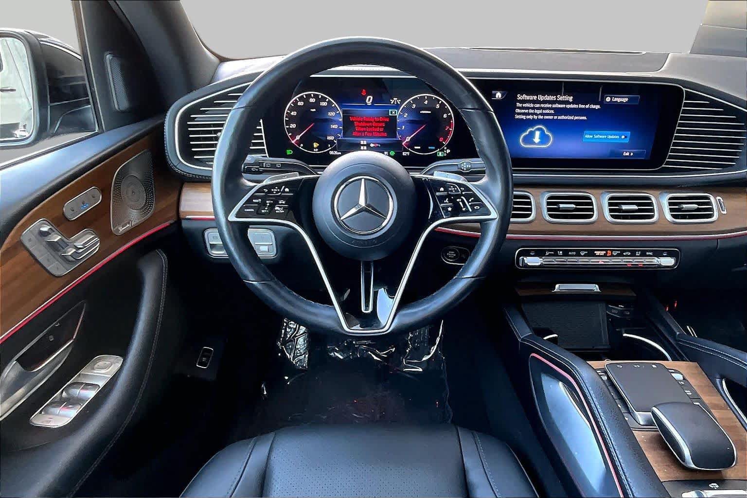 Used 2024 Mercedes-Benz GLS 450 4MATIC image 6
