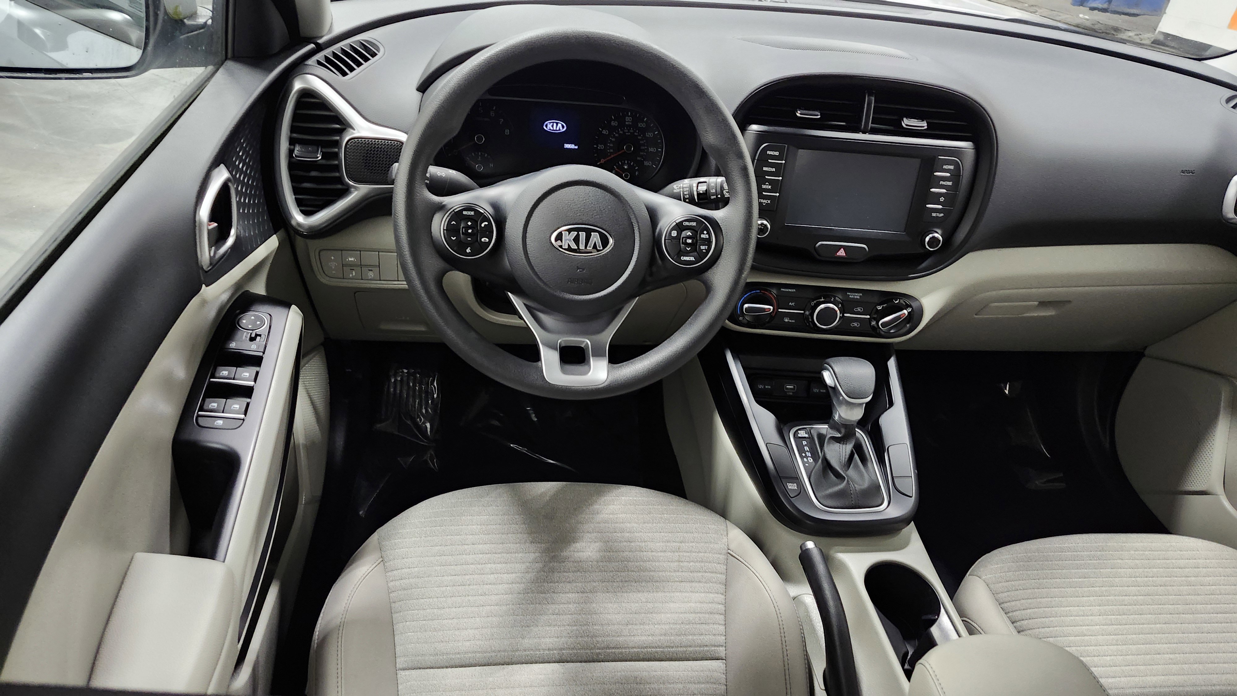 Used 2021 Kia Soul S image 24