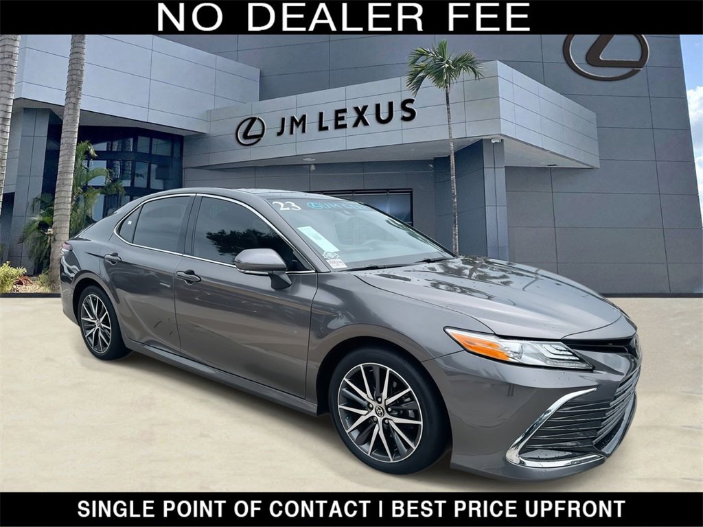 Used 2023 Toyota Camry XLE