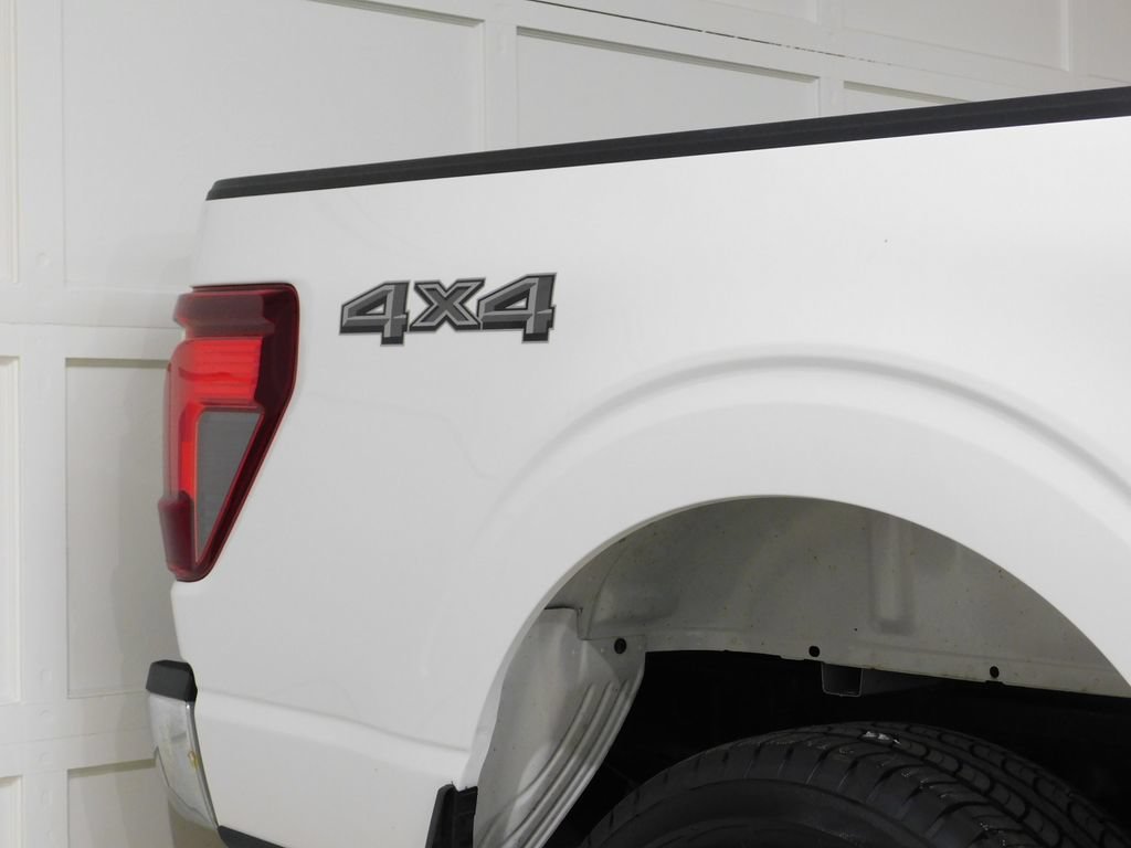 Used 2024 Ford F150 XLT AWD/4WD image 10