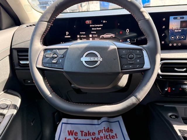 New 2026 Nissan Sentra SR w/ SR Premium Package FWD image 22