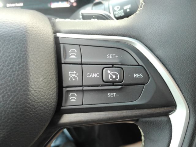 Used 2024 Jeep Grand Cherokee Limited 4xe AWD/4WD image 41
