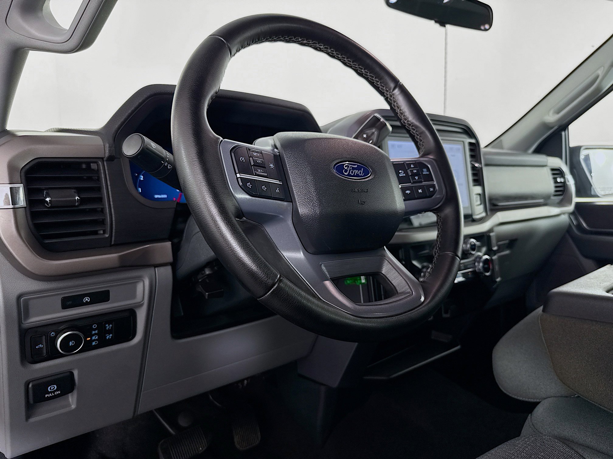 Used 2025 Ford F150 XLT w/ Equipment Group 301A Standard image 20