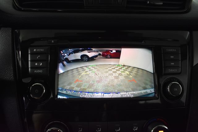 Used 2020 Nissan Rogue Sport S FWD image 21