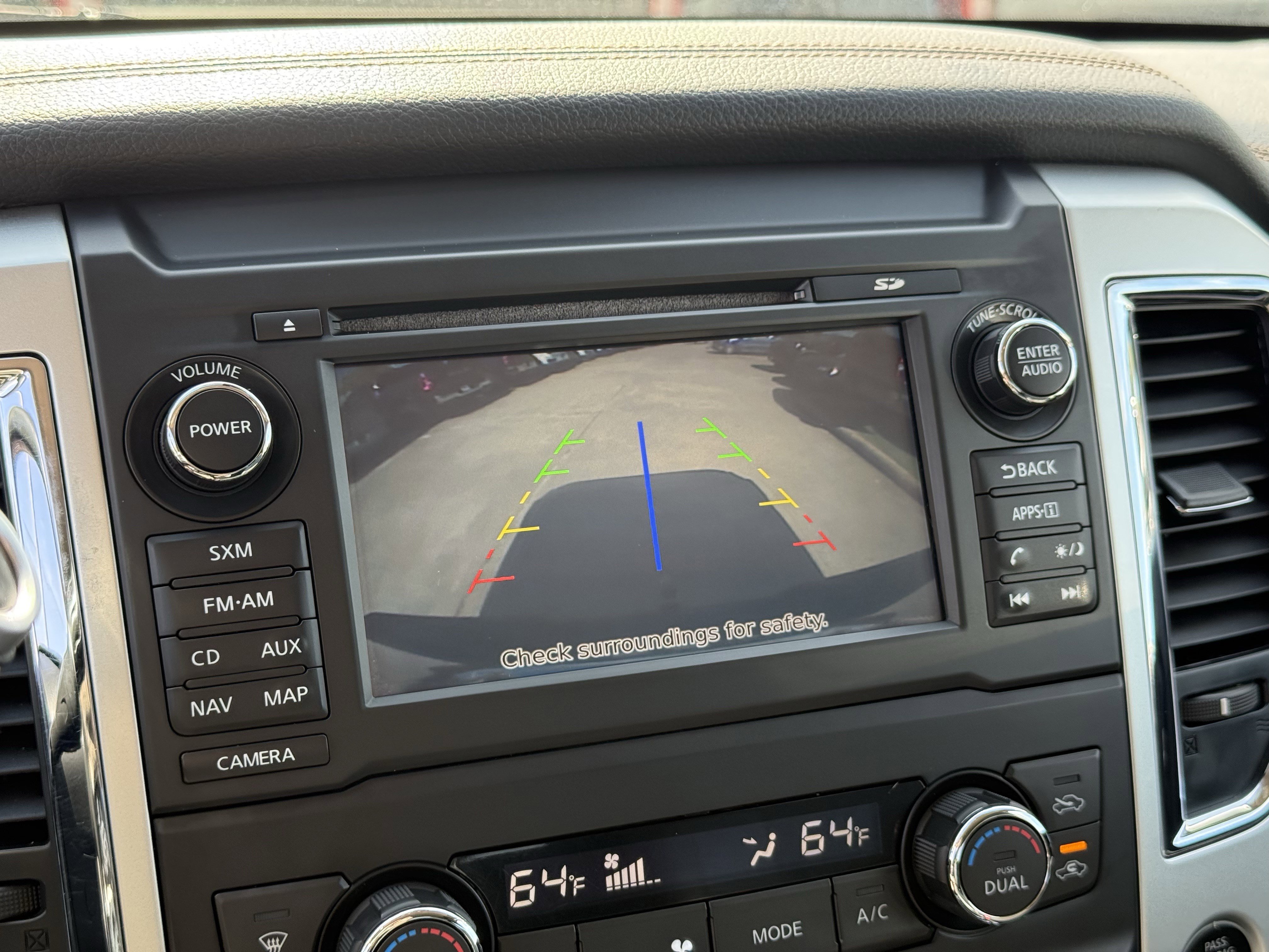 Used 2018 Nissan Titan SL image 21