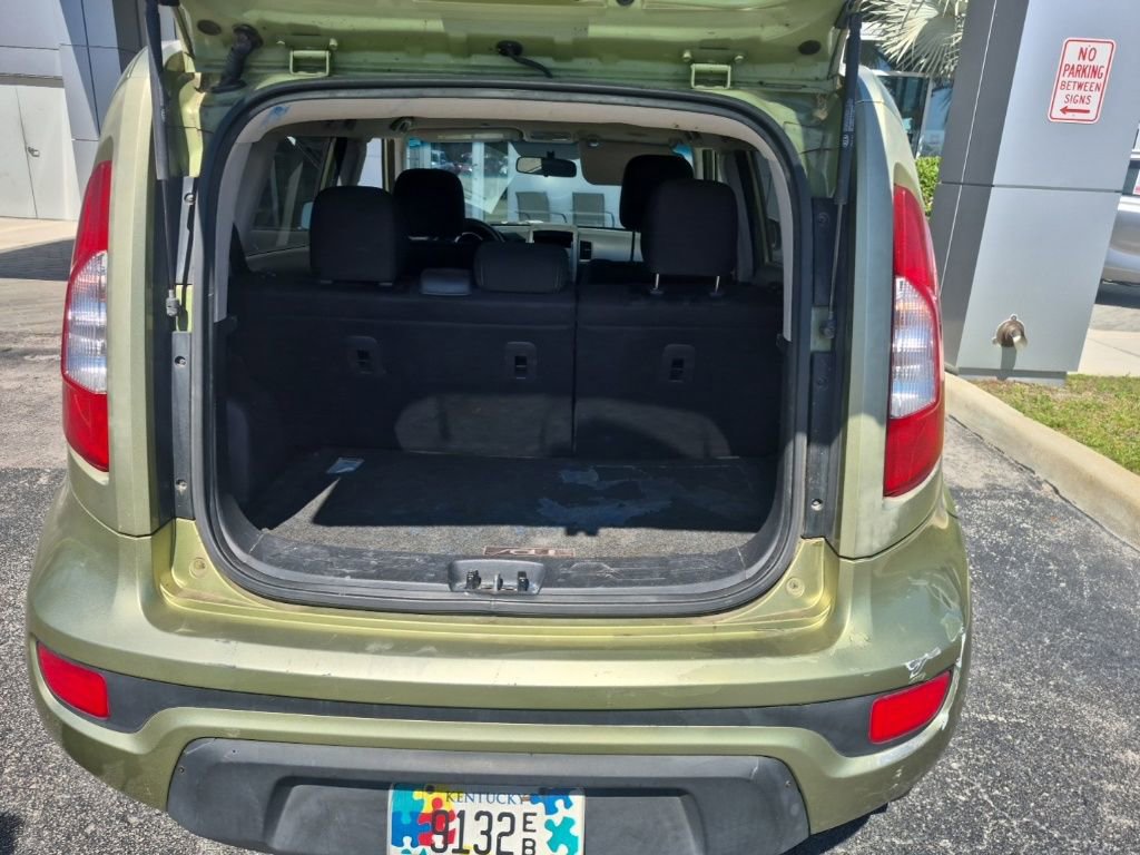 Used 2012 Kia Soul + image 11