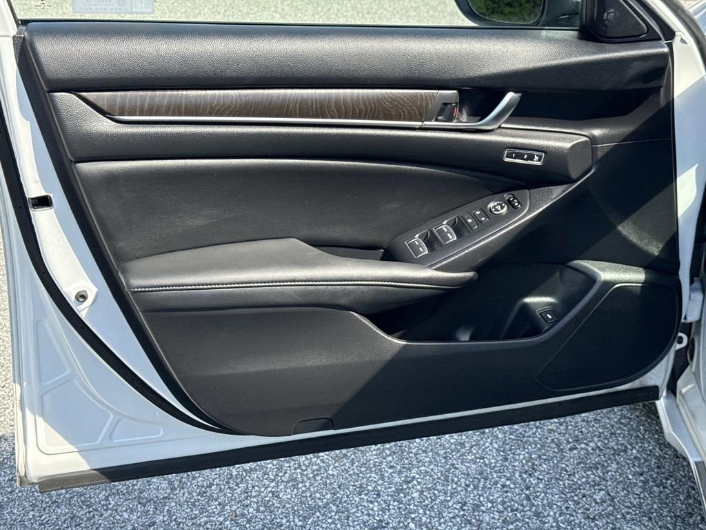 Used 2020 Honda Accord EX-L image 15