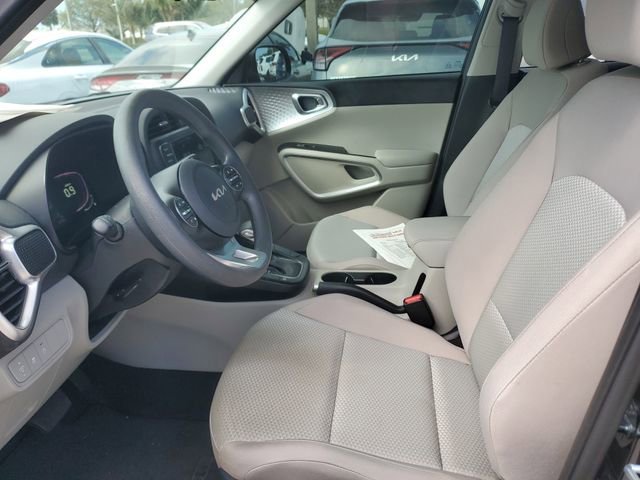 Certified 2023 Kia Soul LX image 15