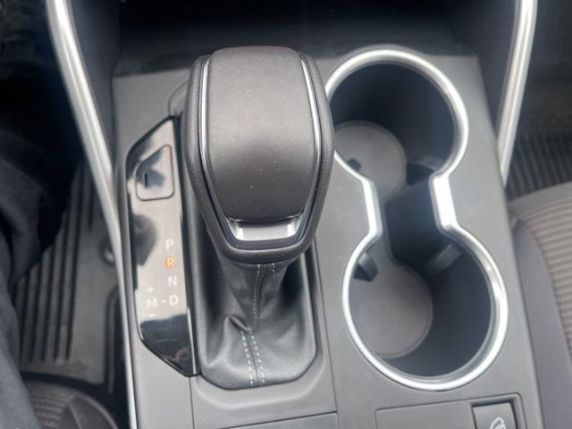 Used 2024 Toyota Highlander LE AWD/4WD image 35