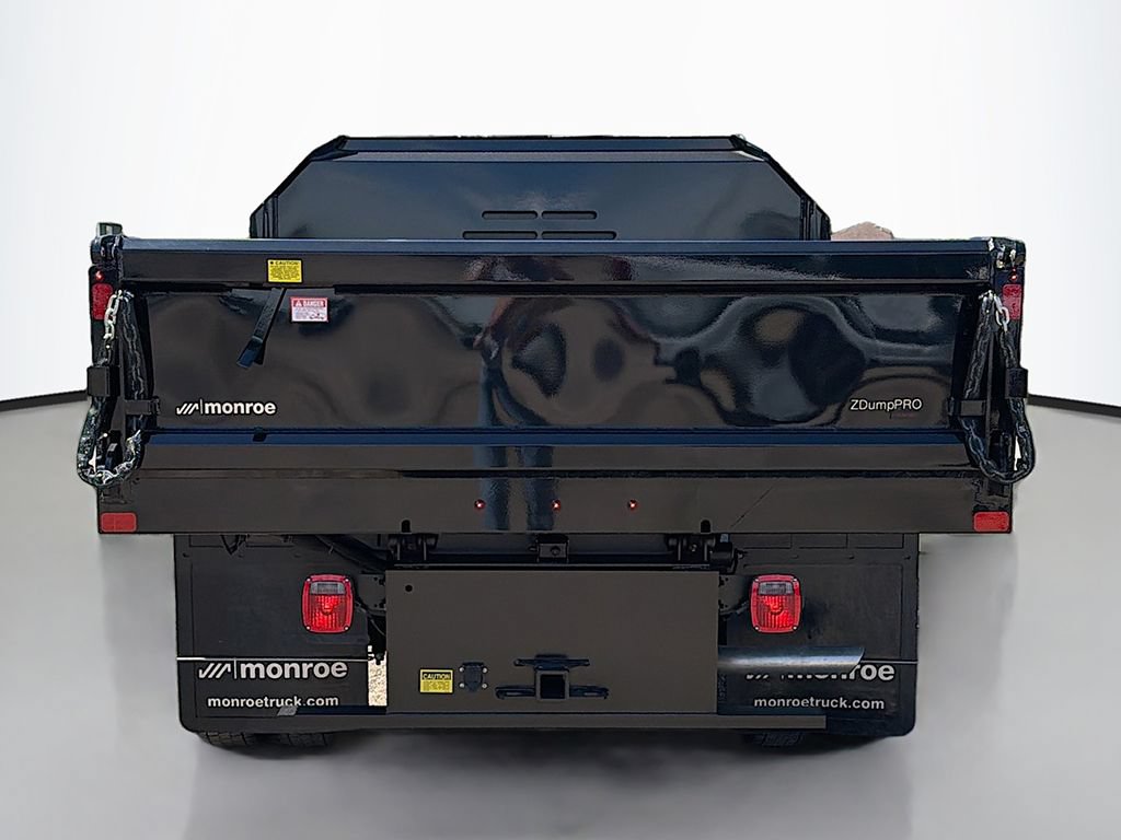 New 2026 Ford F550 4x4 Crew Cab image 8
