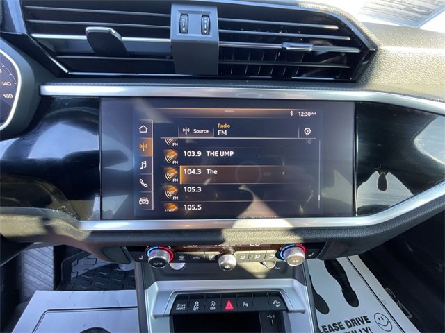 Used 2020 Audi Q3 2.0T Premium w/ Convenience Package image 22
