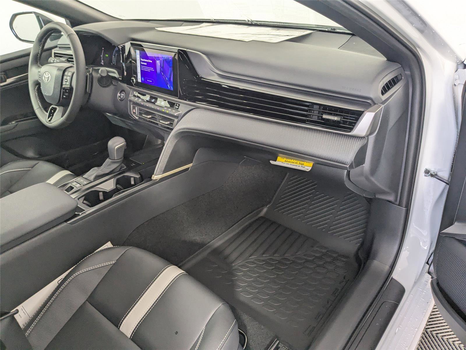 New 2026 Toyota Camry SE image 5