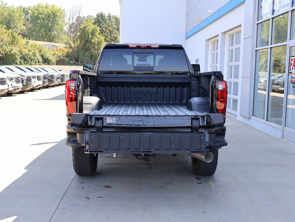 New 2026 GMC Sierra 3500 Denali w/ Denali Reserve Package image 38