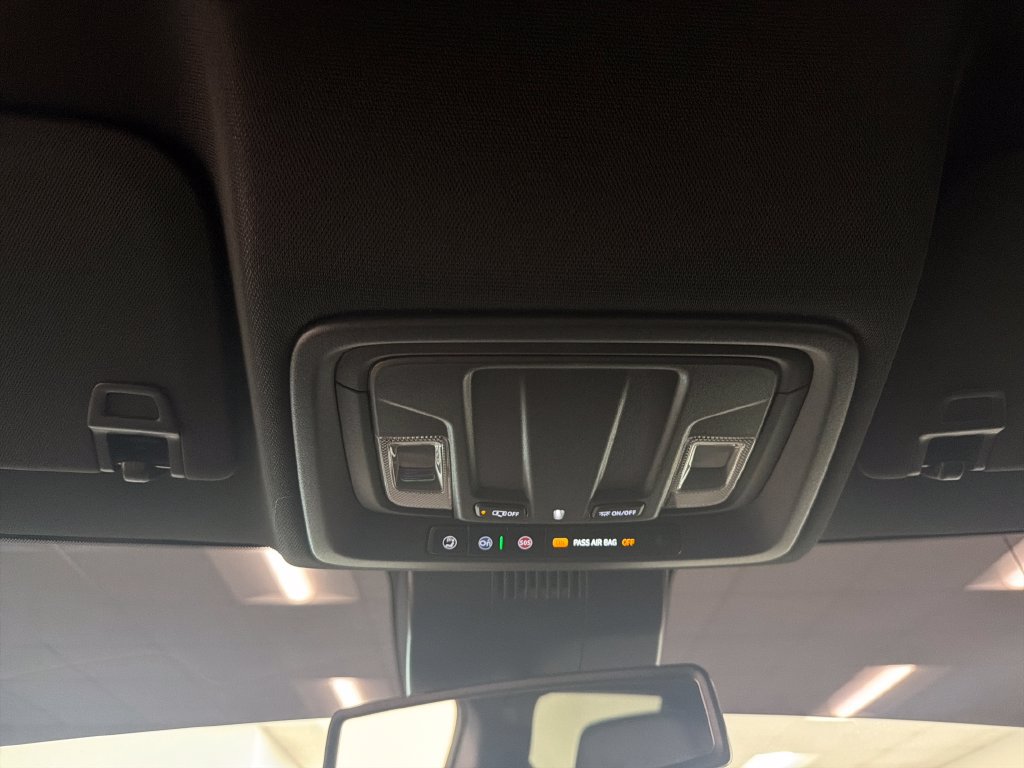 Used 2025 GMC Sierra 1500 AT4 AWD/4WD image 17