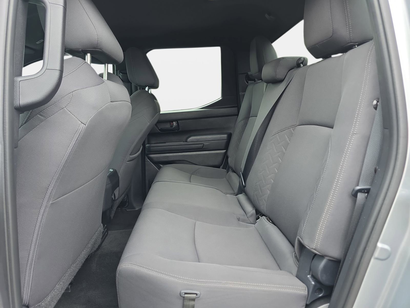 Used 2024 Toyota Tacoma SR5 AWD/4WD image 14