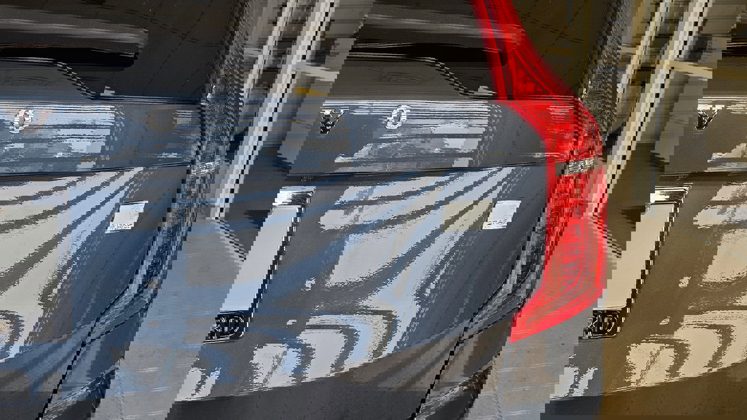 Certified 2022 Volvo XC90 T8 Inscription Expression w/ Advanced Package image 7