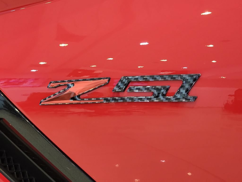 Used 2015 Chevrolet Corvette Stingray Coupe w/ 3LT Preferred Equipment Group RWD image 9