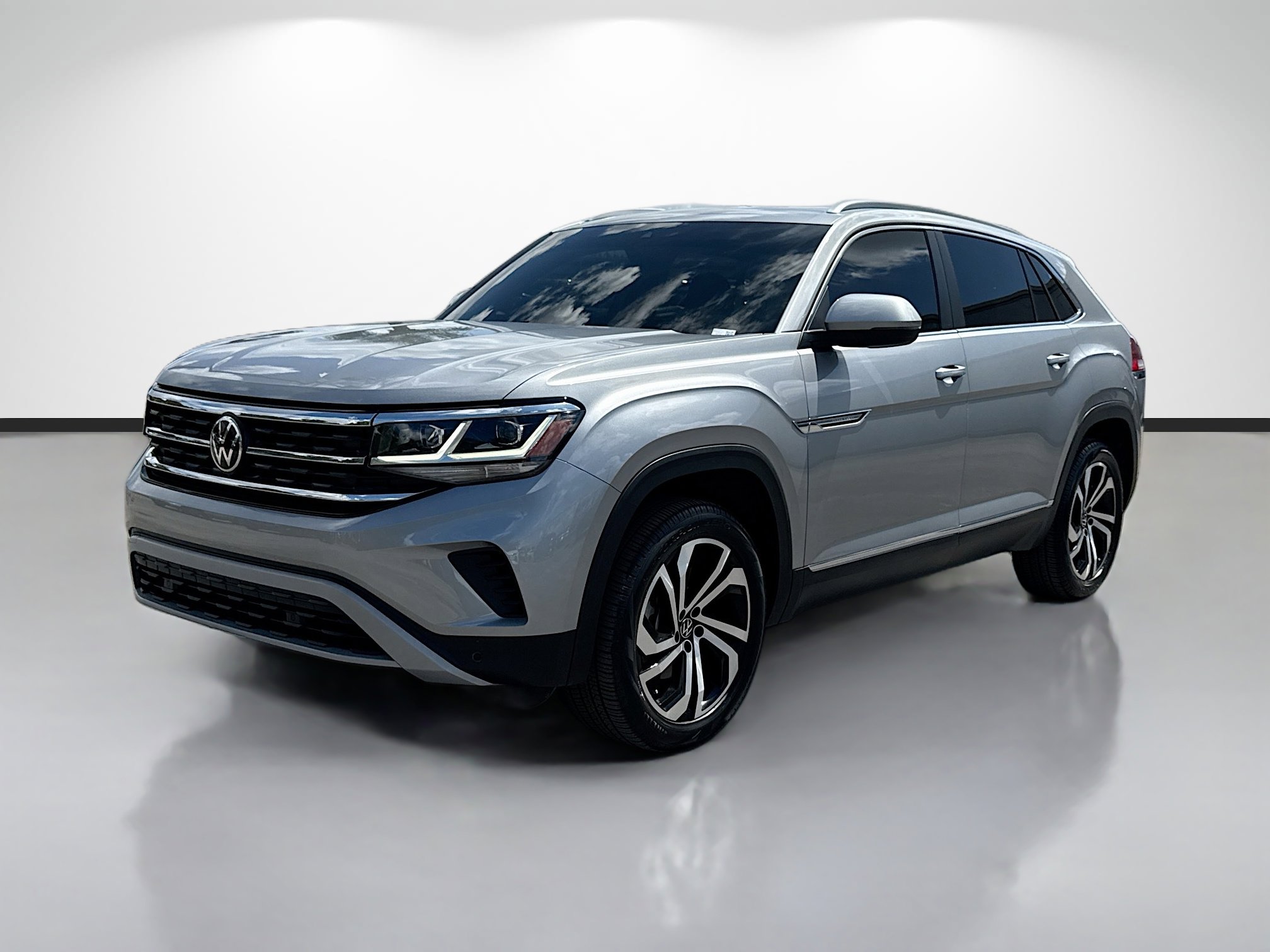Used 2023 Volkswagen Atlas Cross Sport SEL AWD/4WD image 7