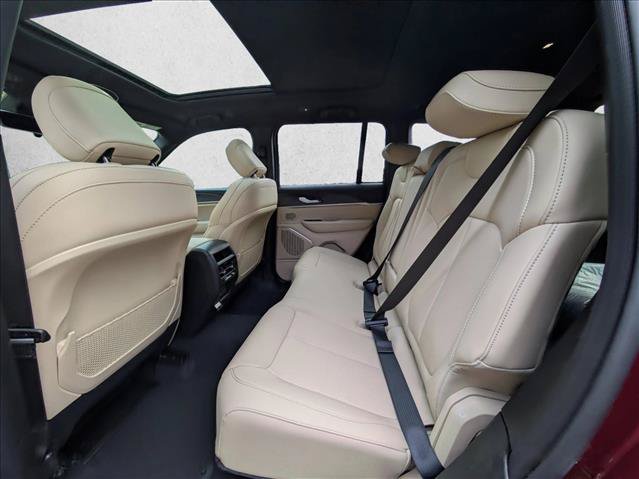New 2026 Jeep Grand Cherokee Limited w/ Luxury Tech Group II RWD image 19