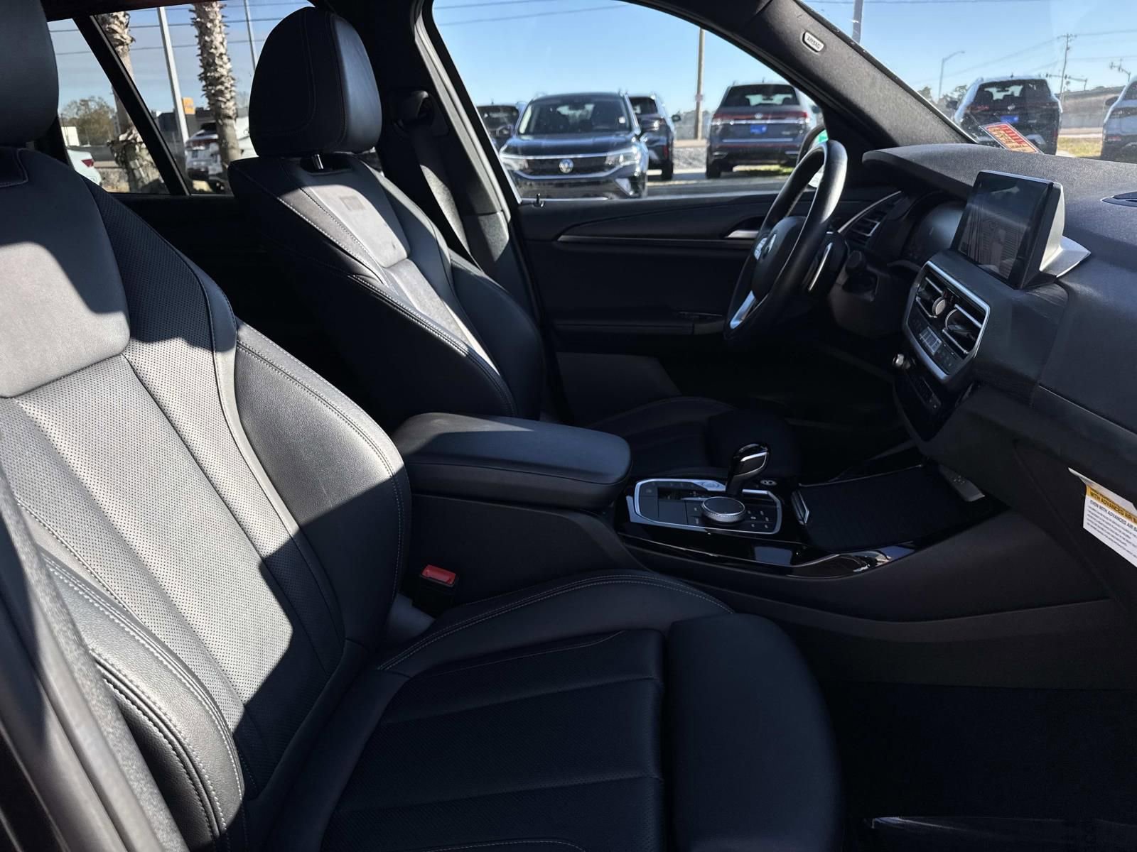 Used 2024 BMW X3 sDrive30i image 12