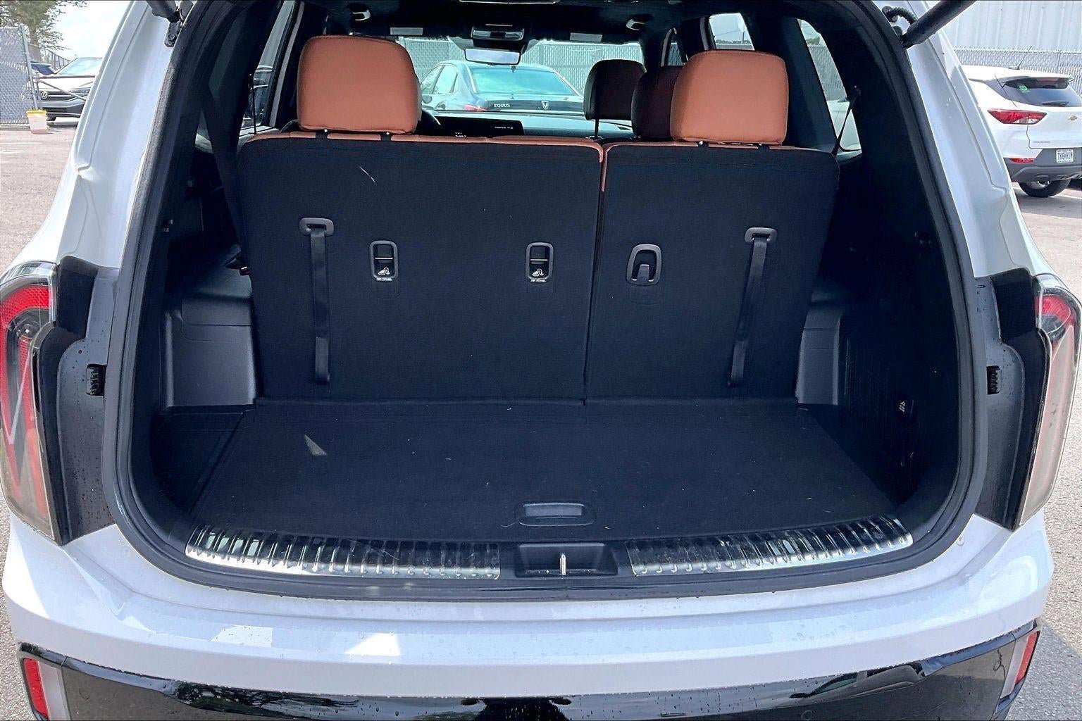 Used 2024 Kia Telluride SX Prestige X-Pro AWD/4WD image 4