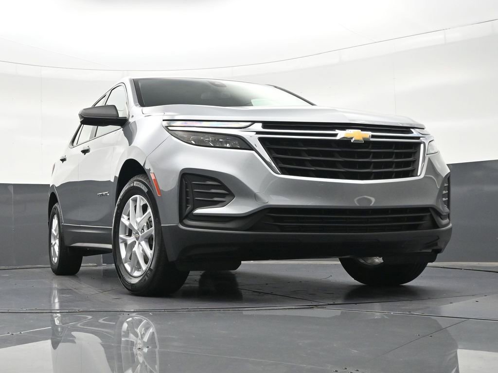 Used 2024 Chevrolet Equinox LS FWD image 29