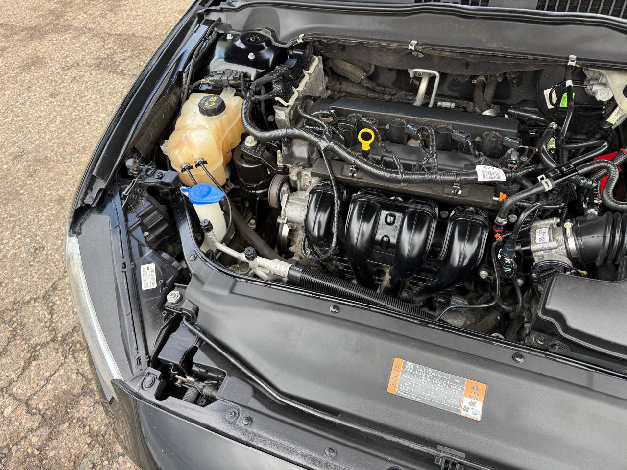 Used 2016 Ford Fusion SE FWD image 22