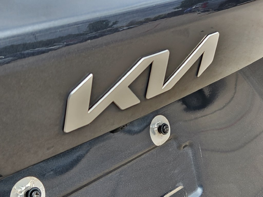 Used 2023 Kia Sorento S FWD image 21