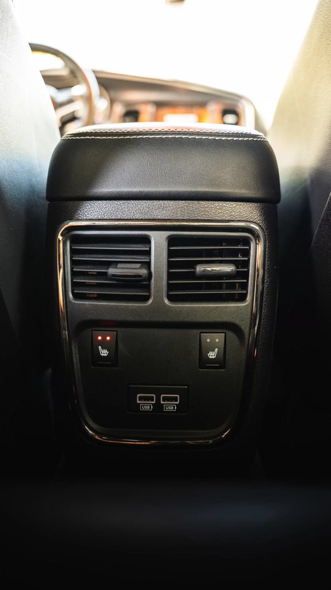 Used 2016 Dodge Charger SRT Hellcat w/ Harman/Kardon Audio Group RWD image 29