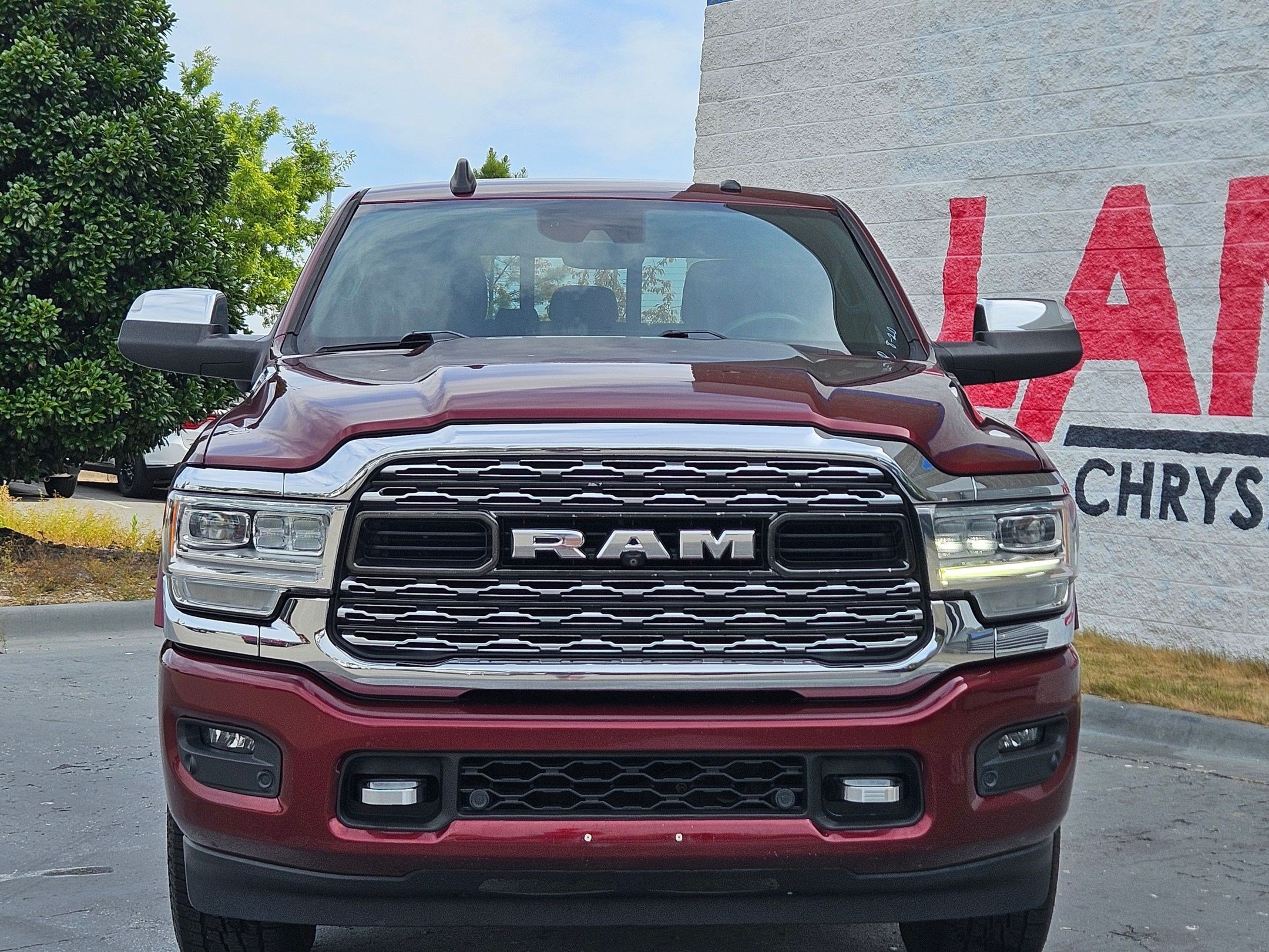 Used 2019 RAM 2500 Limited AWD/4WD image 2